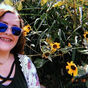 Meet your Posher, Alexis